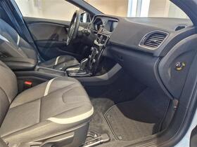 Volvo V40 Cross Country vaihtoauto