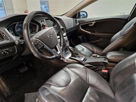 Volvo V40 Cross Country vaihtoauto