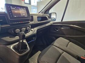 Nissan Primastar vaihtoauto