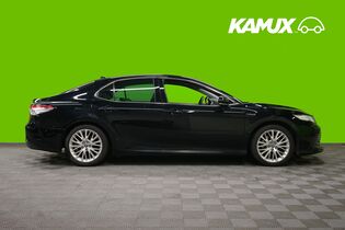 Toyota Camry vaihtoauto
