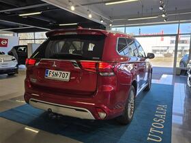 Mitsubishi Outlander PHEV vaihtoauto