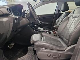 Opel Grandland X vaihtoauto