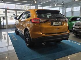 Ford Edge vaihtoauto