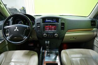 Mitsubishi Pajero vaihtoauto