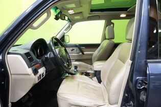 Mitsubishi Pajero vaihtoauto