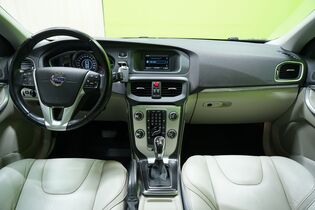 Volvo V40 Cross Country vaihtoauto