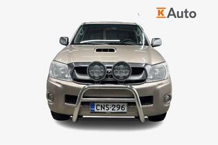 Toyota Hilux vaihtoauto