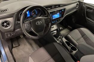 Toyota Auris vaihtoauto