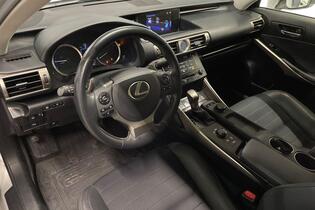 Lexus IS vaihtoauto
