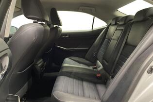 Lexus IS vaihtoauto
