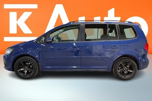Volkswagen Touran vaihtoauto