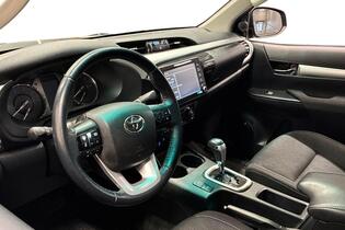 Toyota Hilux vaihtoauto