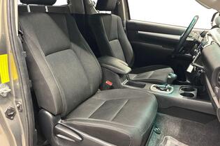 Toyota Hilux vaihtoauto