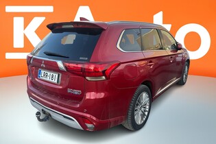 Mitsubishi Outlander PHEV vaihtoauto