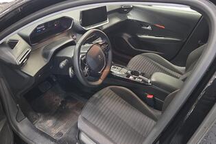 Peugeot e-208 vaihtoauto