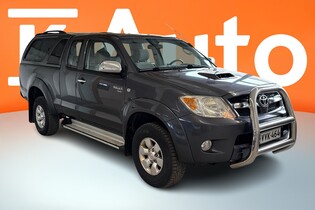 Toyota Hilux vaihtoauto