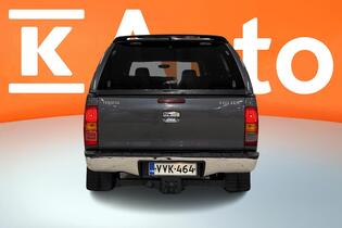 Toyota Hilux vaihtoauto