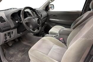 Toyota Hilux vaihtoauto