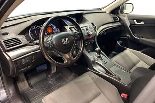 Honda Accord vaihtoauto