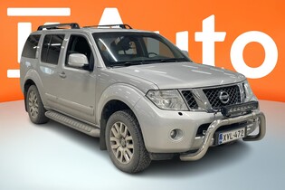 Nissan Pathfinder vaihtoauto
