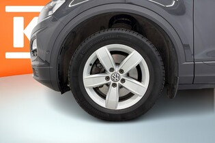 Volkswagen T-Roc vaihtoauto