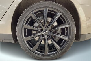 Tesla Model S vaihtoauto