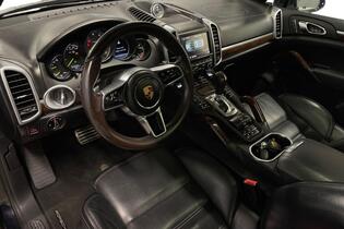 Porsche Cayenne vaihtoauto