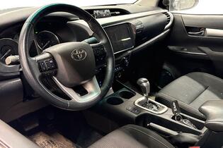 Toyota Hilux vaihtoauto