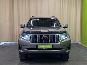 Toyota Land Cruiser vaihtoauto