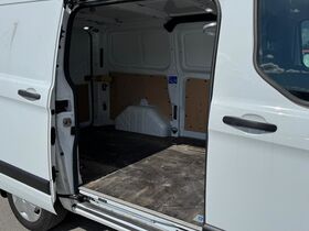 Ford Transit Custom vaihtoauto