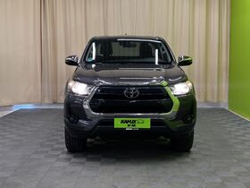 Toyota Hilux vaihtoauto