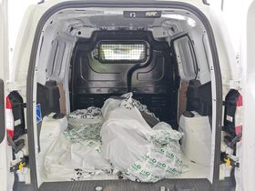 Ford Transit Courier vaihtoauto