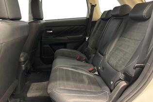 Mitsubishi Outlander PHEV vaihtoauto