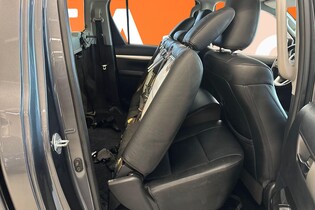 Toyota Hilux vaihtoauto