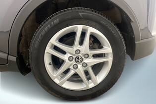 Toyota C-HR vaihtoauto