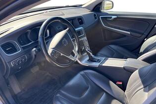 Volvo V60 Cross Country vaihtoauto