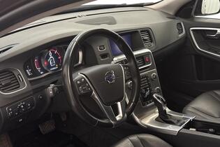 Volvo V60 Cross Country vaihtoauto