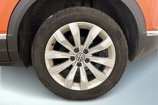 Volkswagen T-Roc vaihtoauto