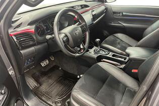 Toyota Hilux vaihtoauto