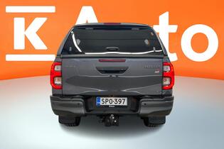 Toyota Hilux vaihtoauto