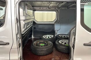 Opel Vivaro vaihtoauto