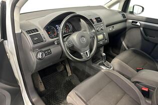 Volkswagen Touran vaihtoauto