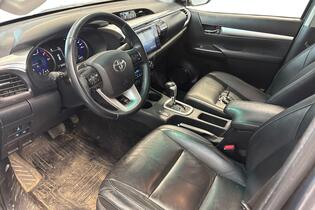 Toyota Hilux vaihtoauto