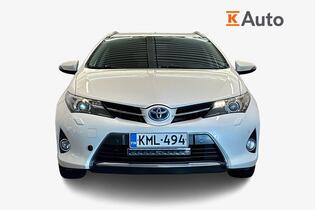 Toyota Auris vaihtoauto