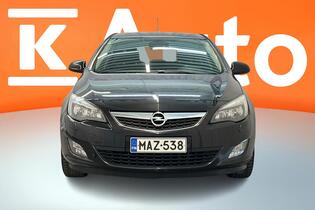 Opel Astra vaihtoauto