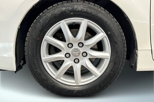 Toyota Prius+ vaihtoauto