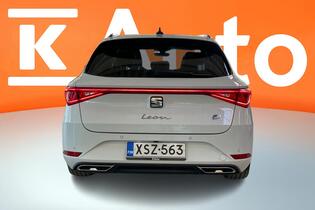 SEAT Leon Sportstourer vaihtoauto