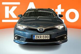 Toyota Auris vaihtoauto