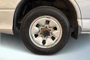 Toyota Hiace vaihtoauto