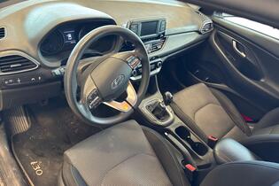 Hyundai i30 5d vaihtoauto
